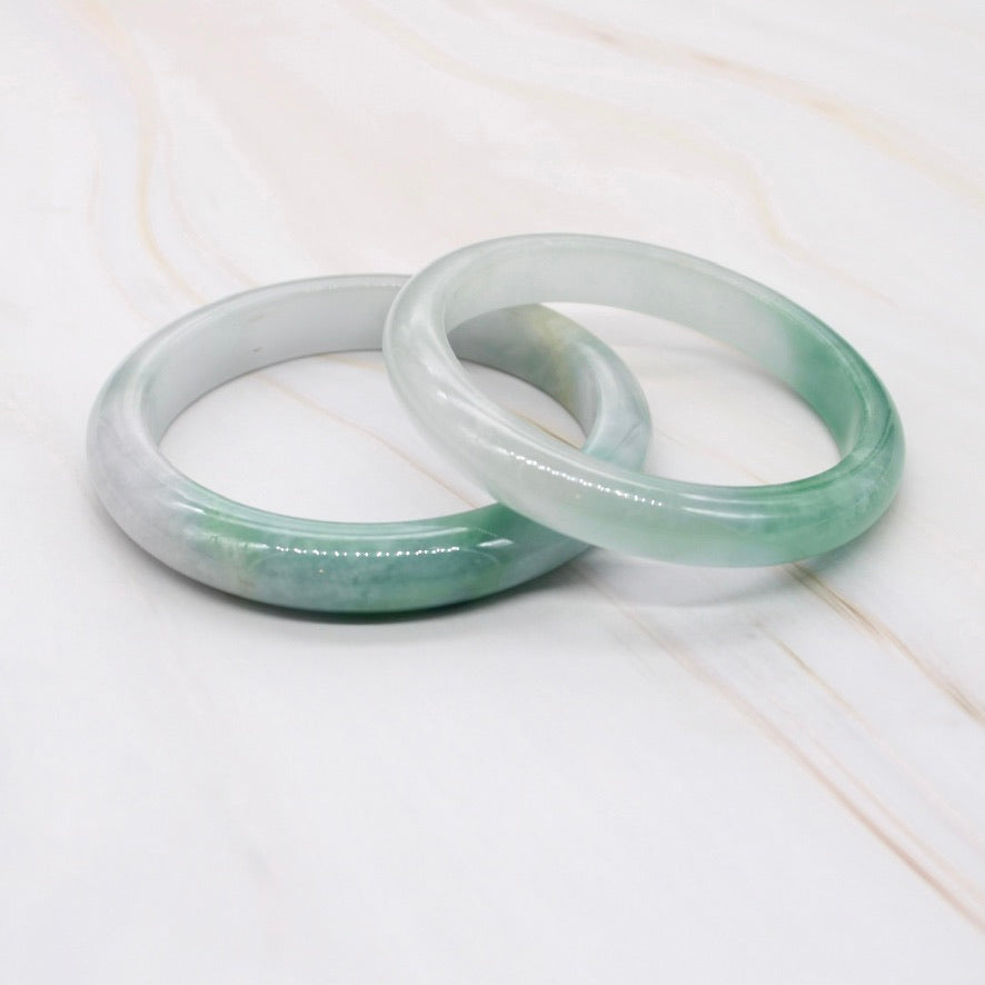 Light Green Jade Bangle