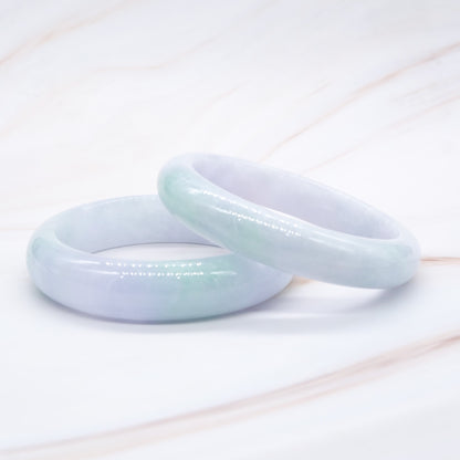 Light Lavender Jade Bangle