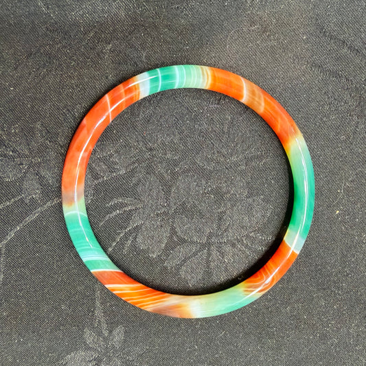 Thin Mixed Carnelian and Green Agate Bangle