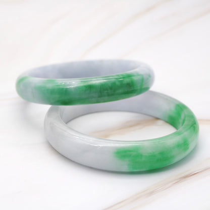 Light Green Jade Bangle