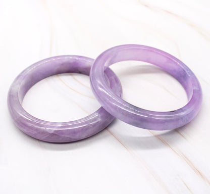 Lavender Jade Bangle