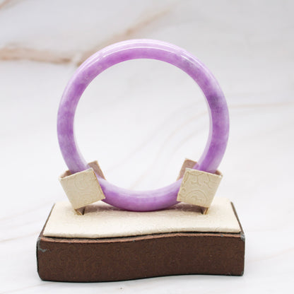 XL Lavender Jade Bangle (Limited)