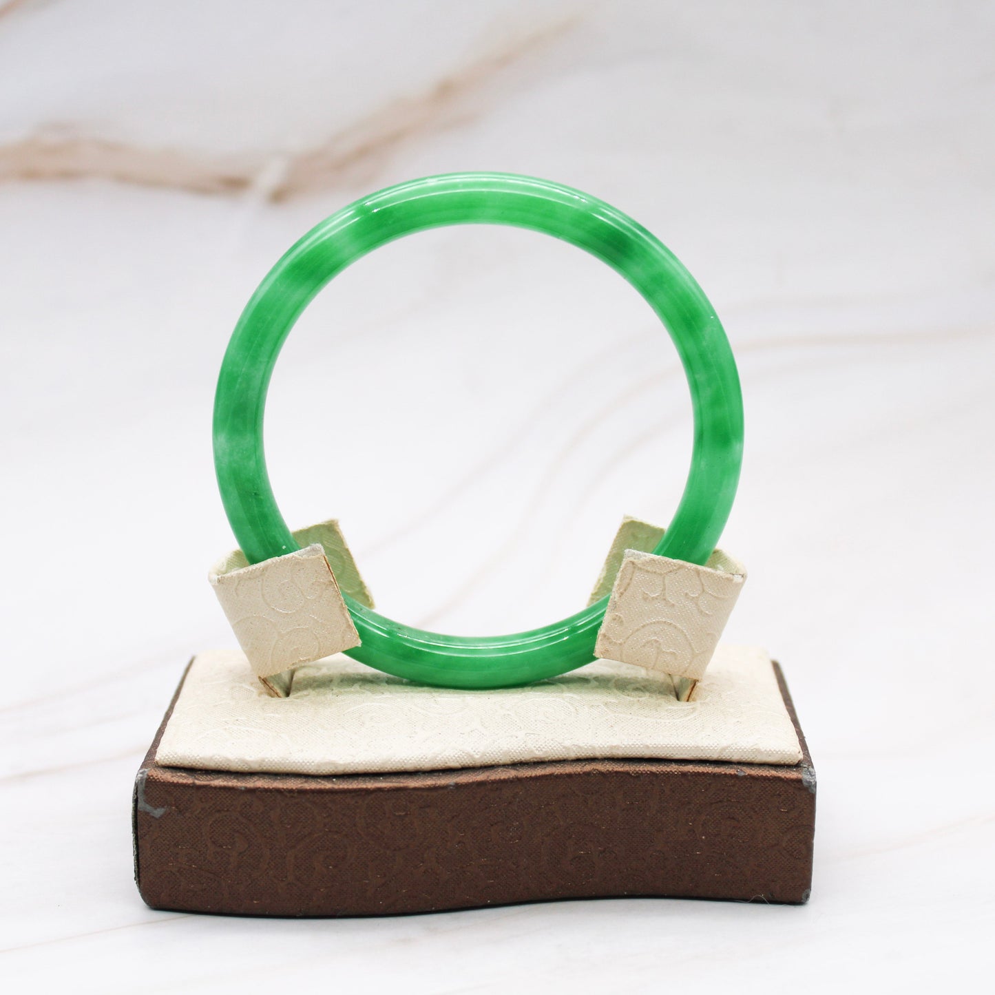 Thin Green Jade Bangle