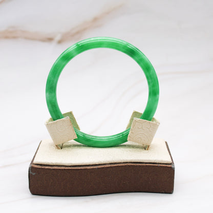 Thin Green Jade Bangle